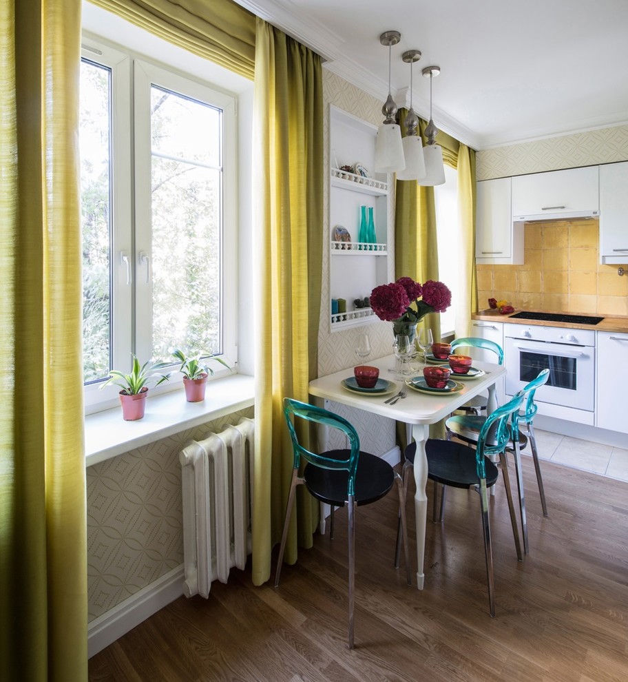 Houzz тур: Угловая хрущевка с яркими деталями