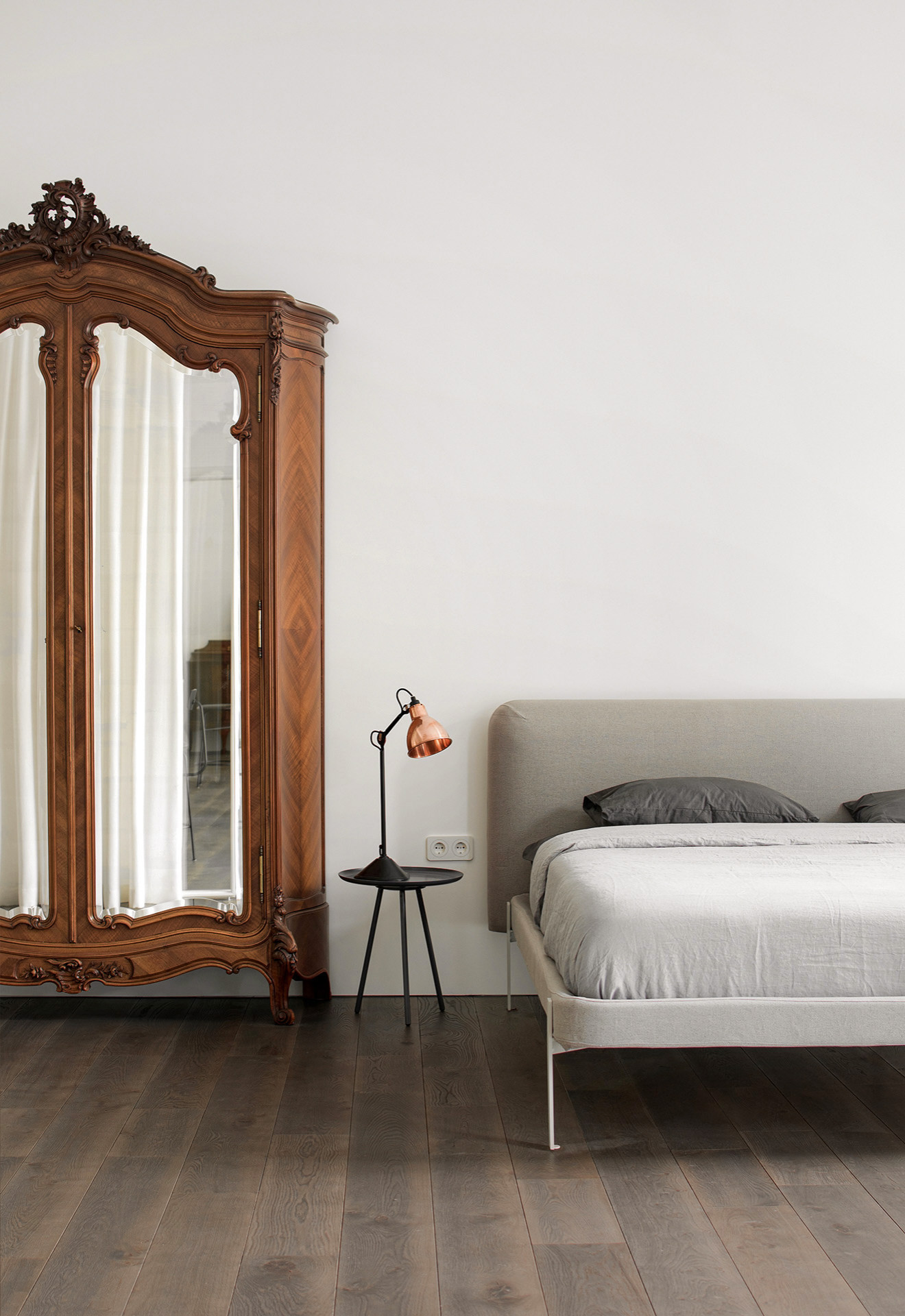 Houzz тур: Минимализм и классика возле Исаакиевского собора