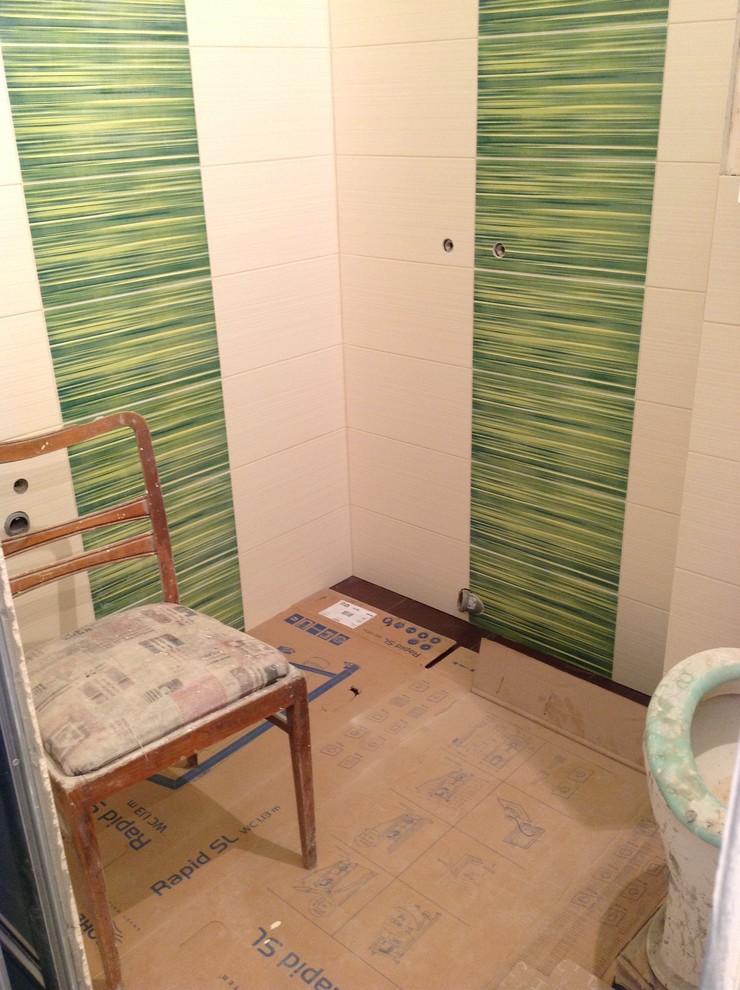 м. Молодежная