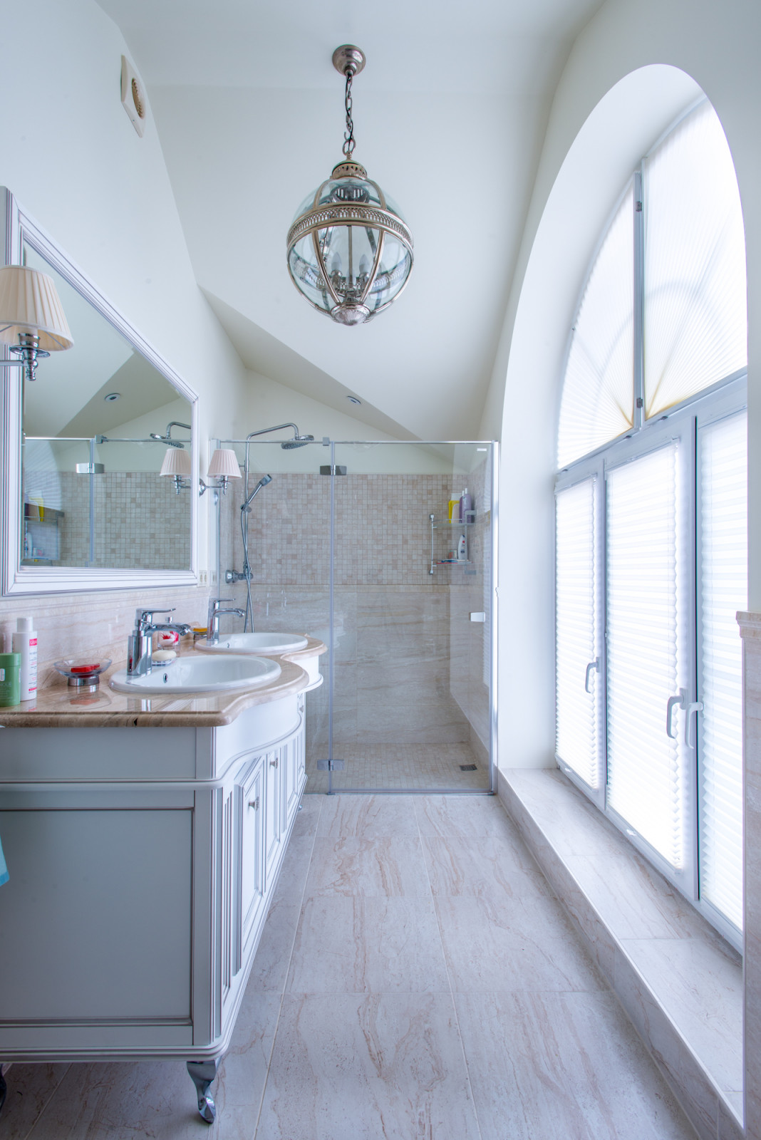 Дом в посёлке Ново-Луговая, дизайнер Аждар Атакишиев