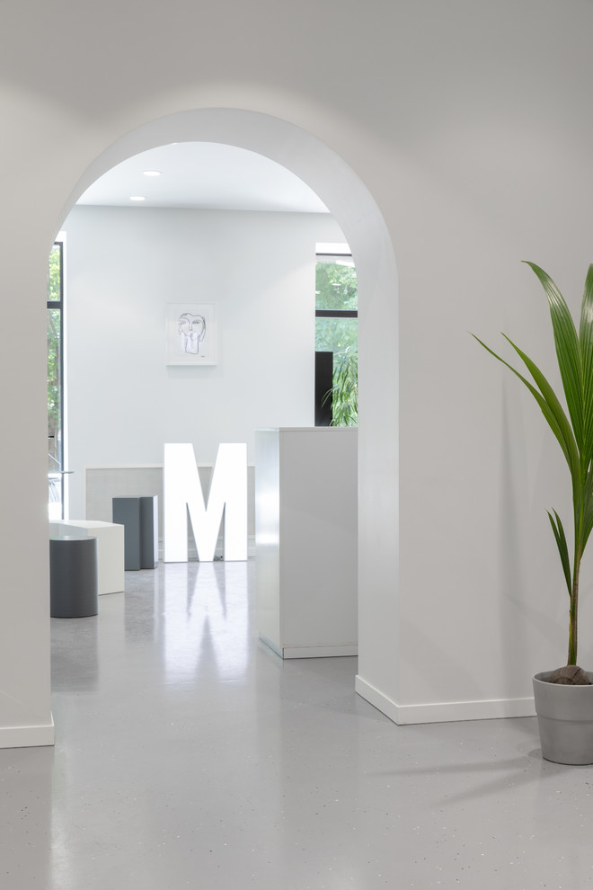 Marnie стрижки и кофе