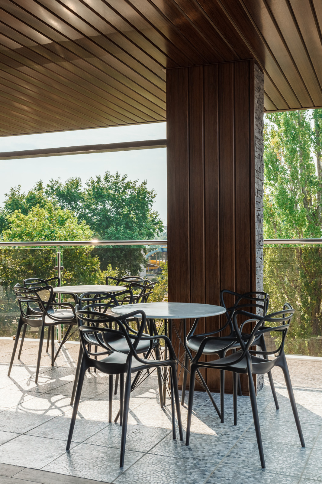 Лаунж зона на крыше.