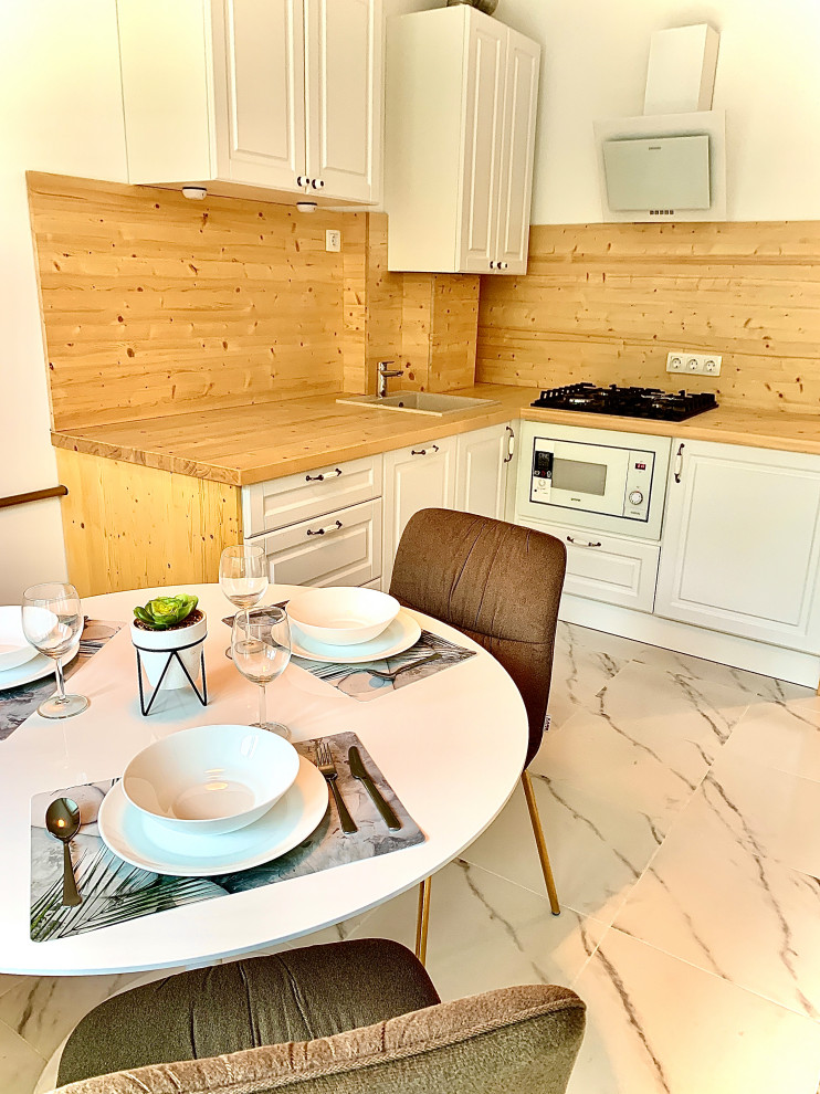 Яркая Квартира в старом Конигсберге