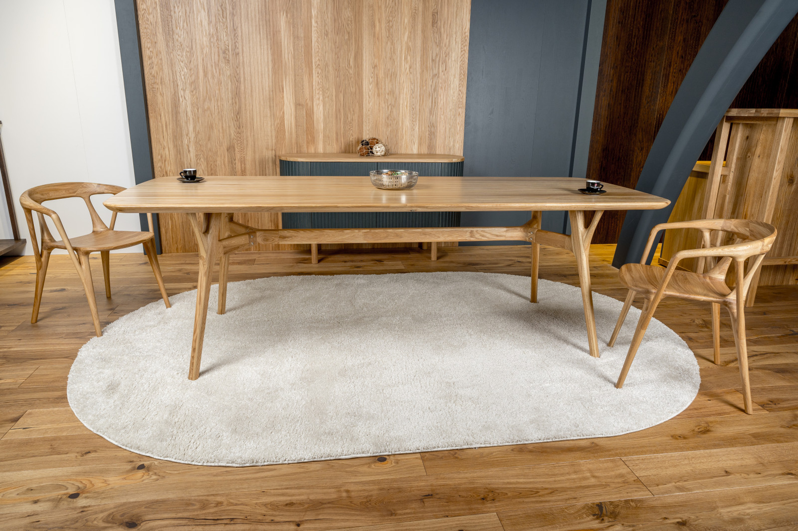 Мебель из массива дуба