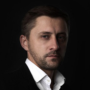 Михаил Васильев