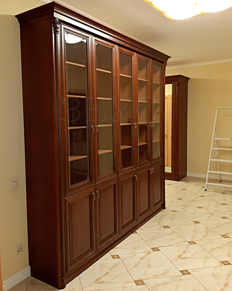 Большая и просторная  Прихожая от Студии Мебель "Зеус"