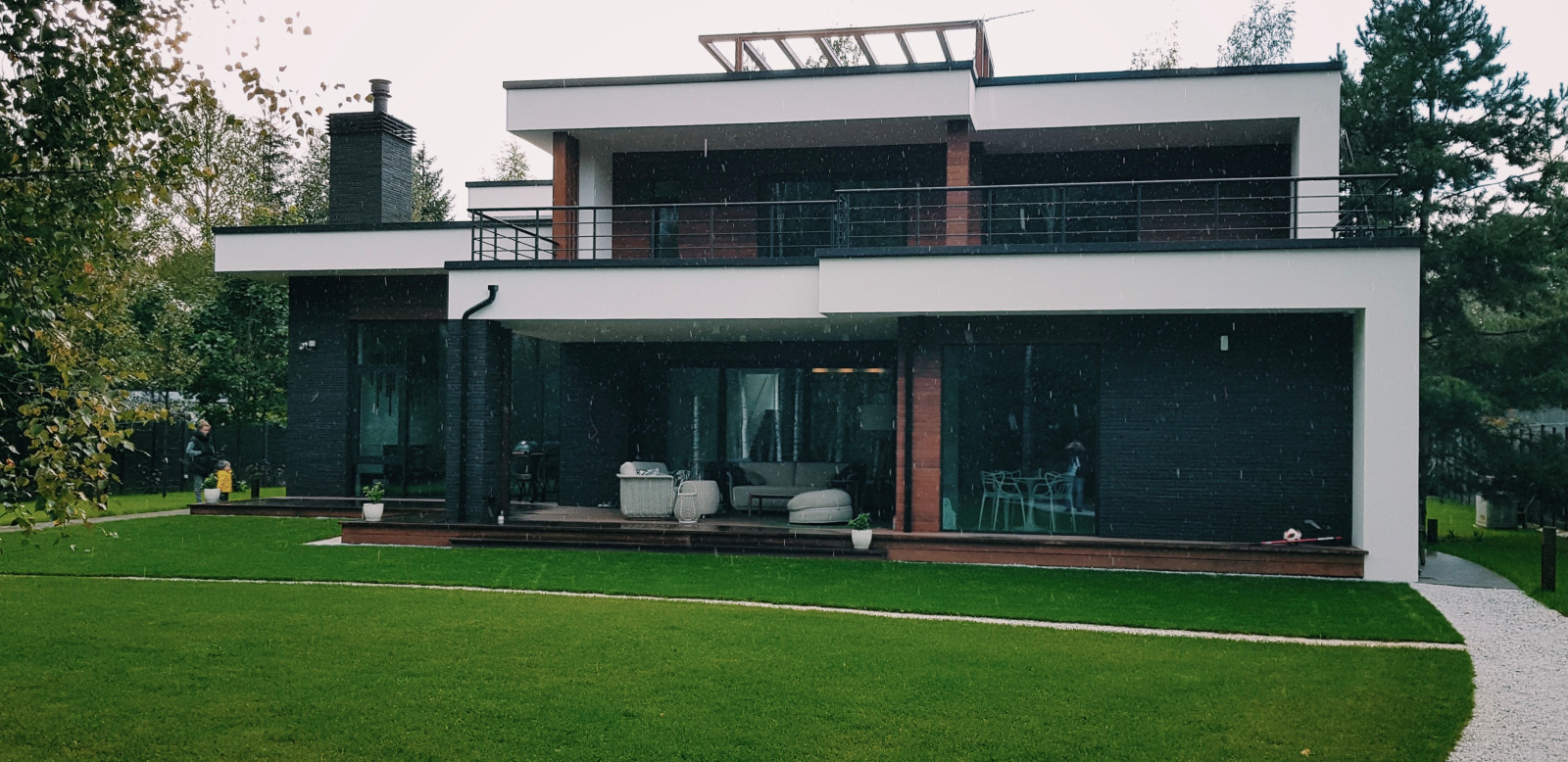 Современный дом с плоской кровлей