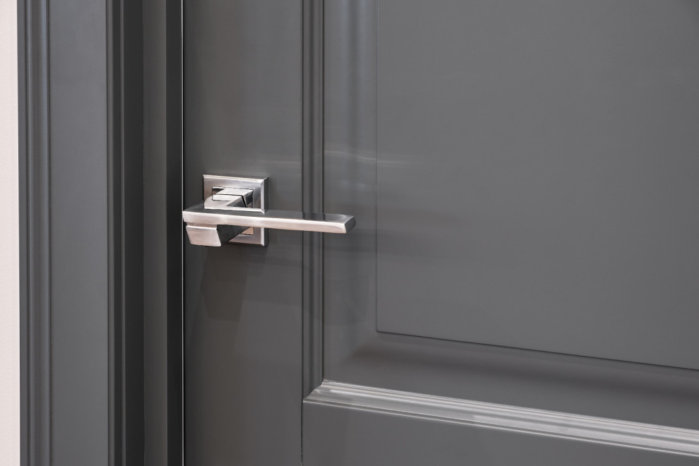 Квартира в серо-белых тонах