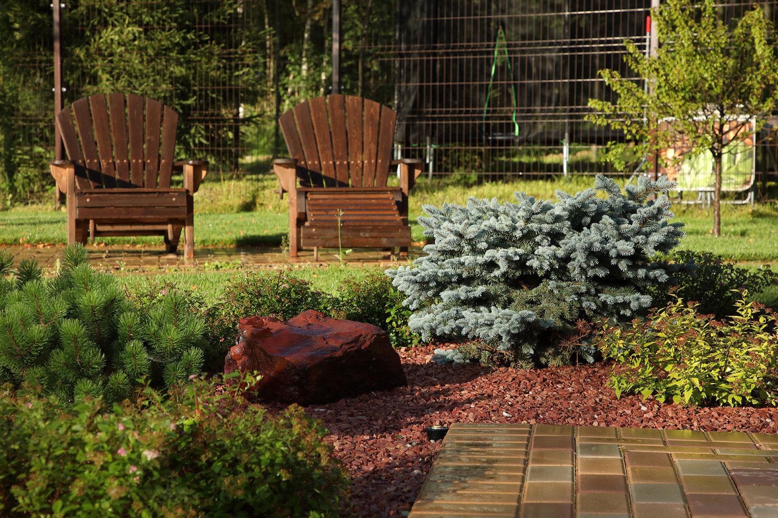 КП Никольское Лесное. Ландшафт, Автоматический полив.