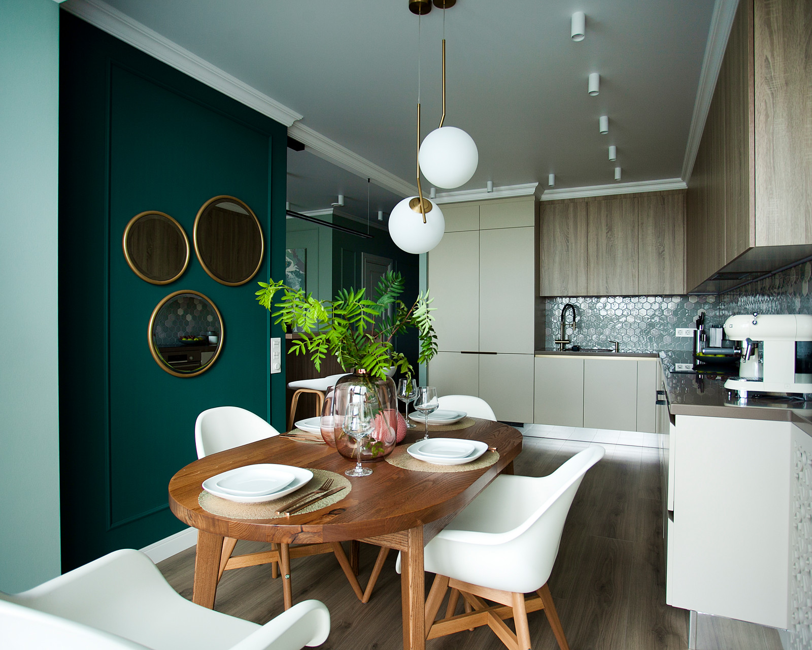 Фоновое изображение профиля Юлия Бая