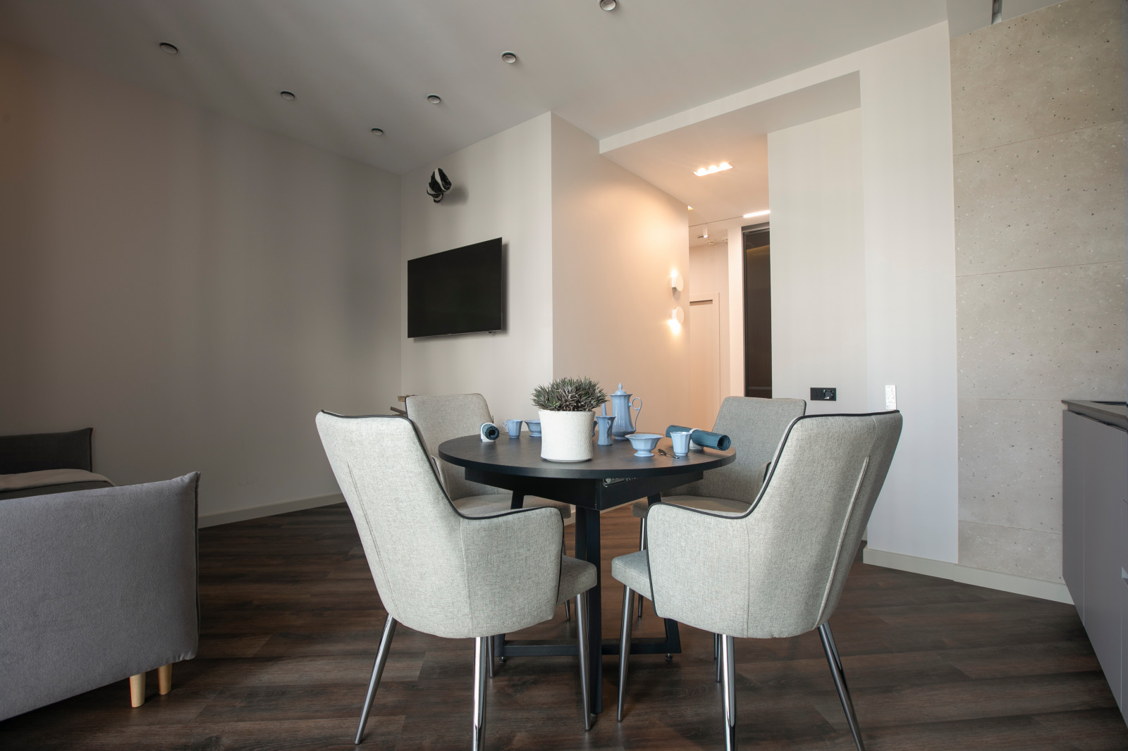 Проект Монохром