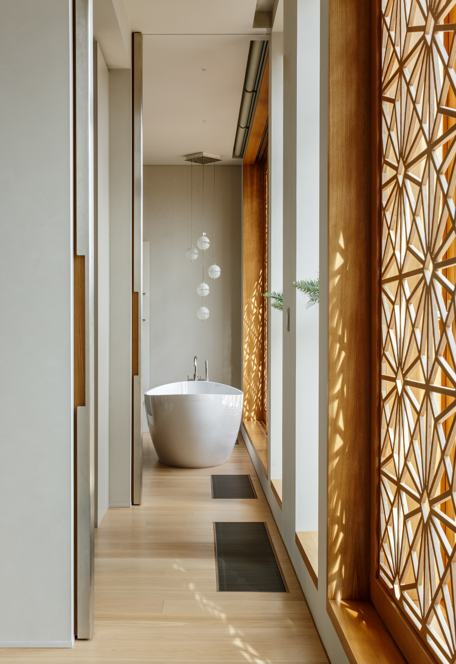 Houzz тур: Трехэтажная квартира с террасой на крыше