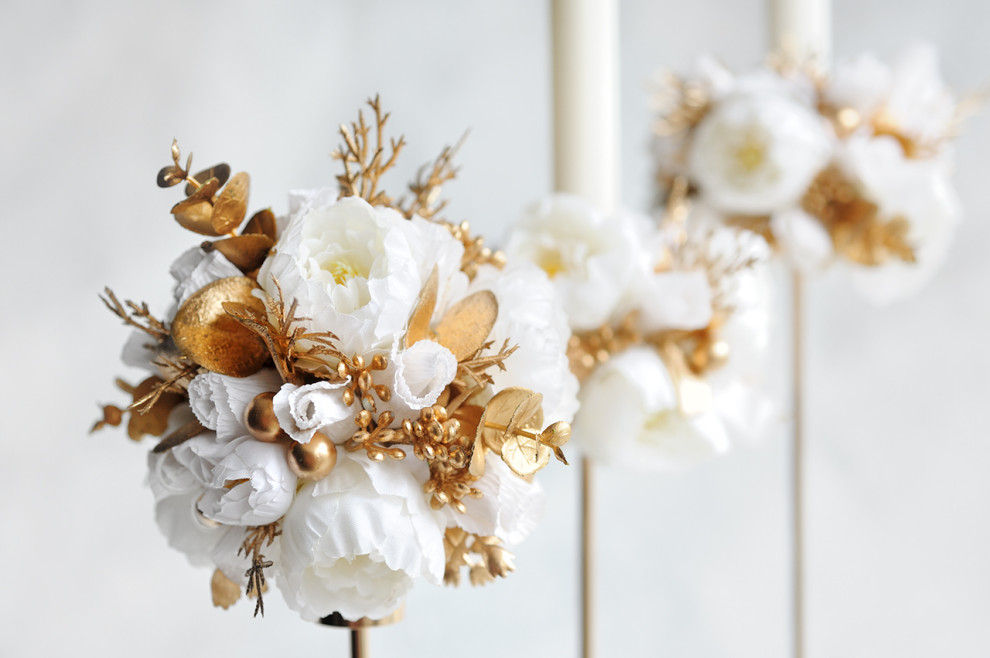 Набор высоких подсвечников с декором, цвет бело-золотой