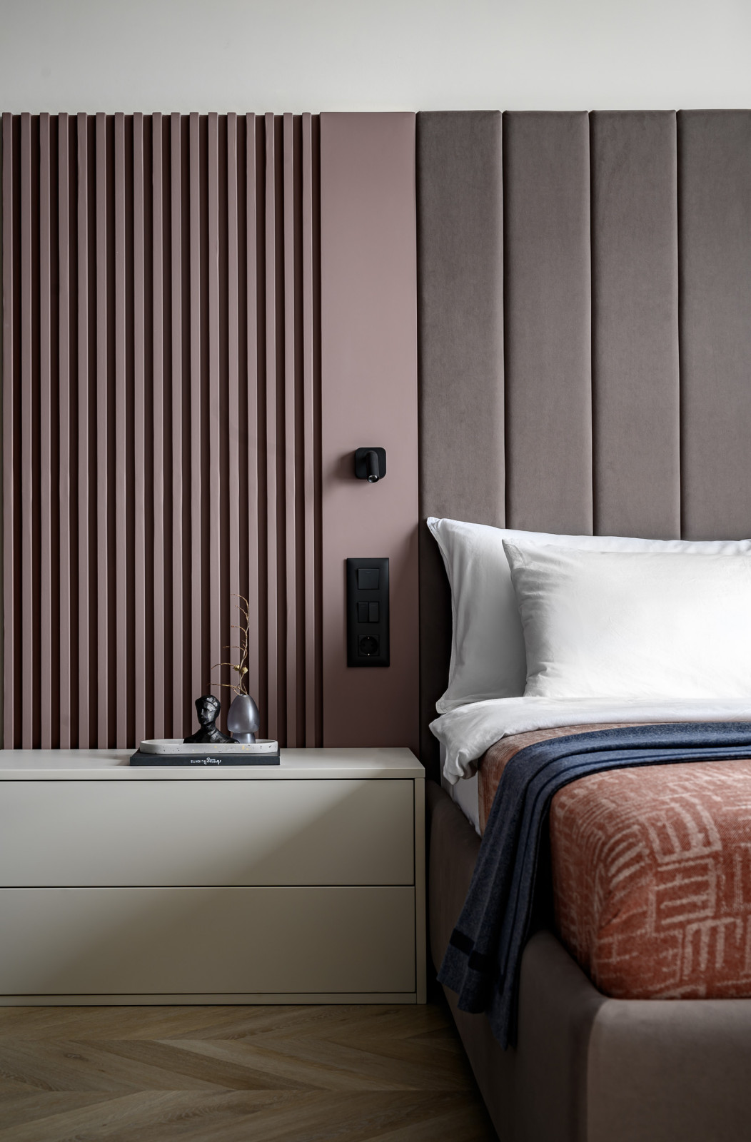 Стильная студия в ЖК "Сердце столицы". Публикация в журнале "Идеи вашего дома"