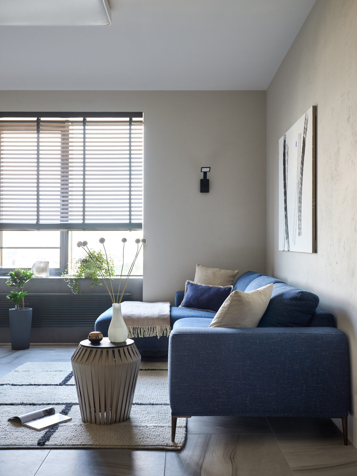 Аппартаменты на 35 этаже. Дизайнер Валерия Москалева. Публикация Elle Decoration