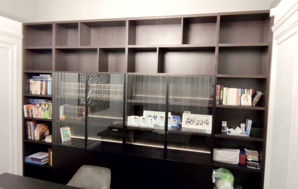 Обложка проекта: Книжный шкаф