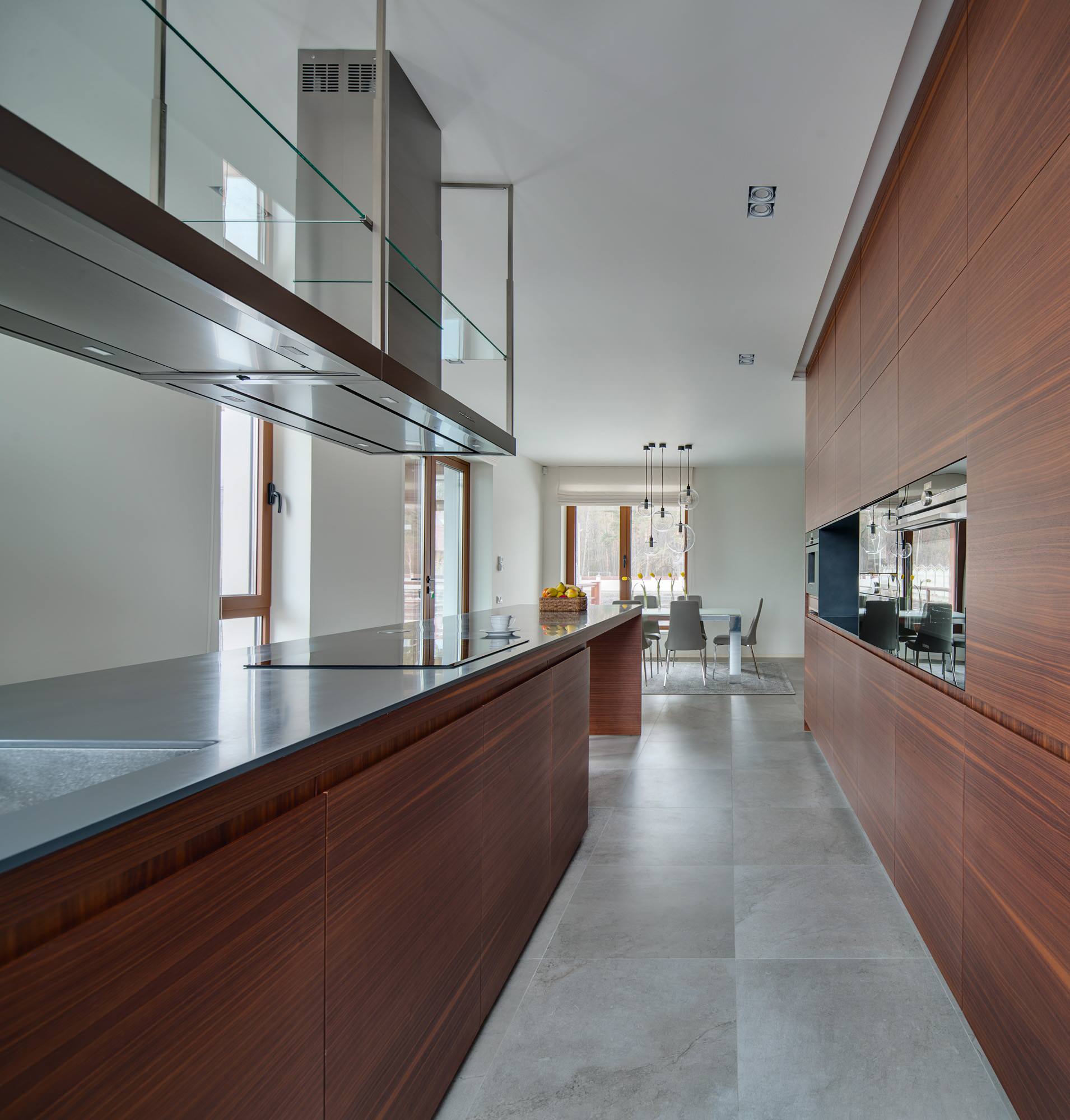 Houzz Украина: Дом с видом на сосновый лес под Киевом