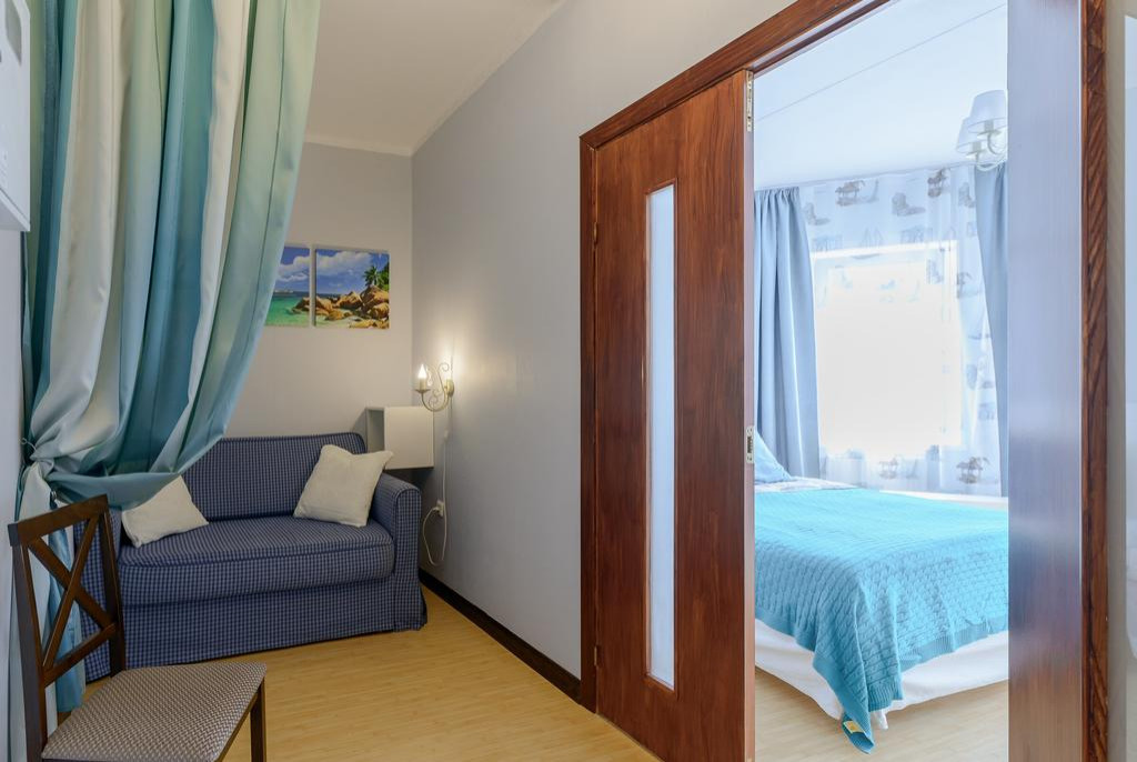 Вид от входа в квартиру