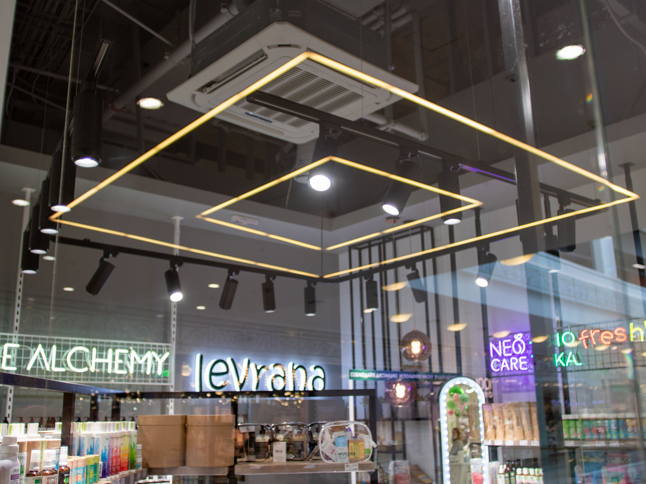 Магазин органической косметики LEVRANA, Санкт-Петербург