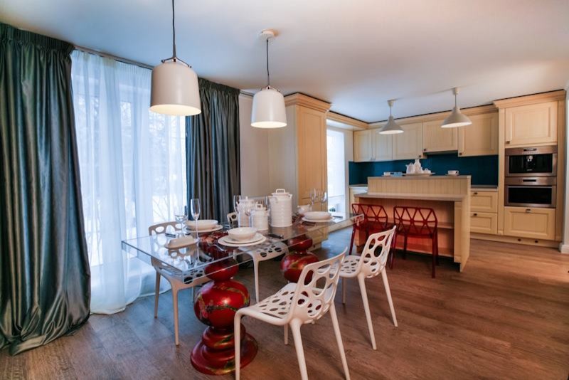 Поп- гостиная и арт -кухня (Дачный ответ НТВ)