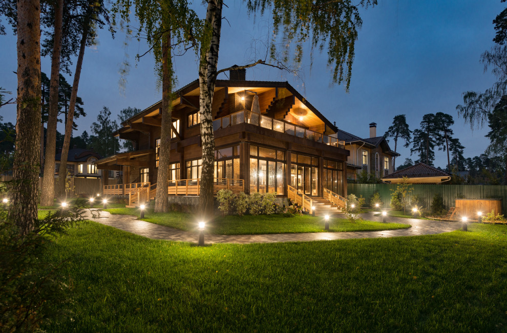 Остекление дома, веранды и гаража деревянными окна из сосны