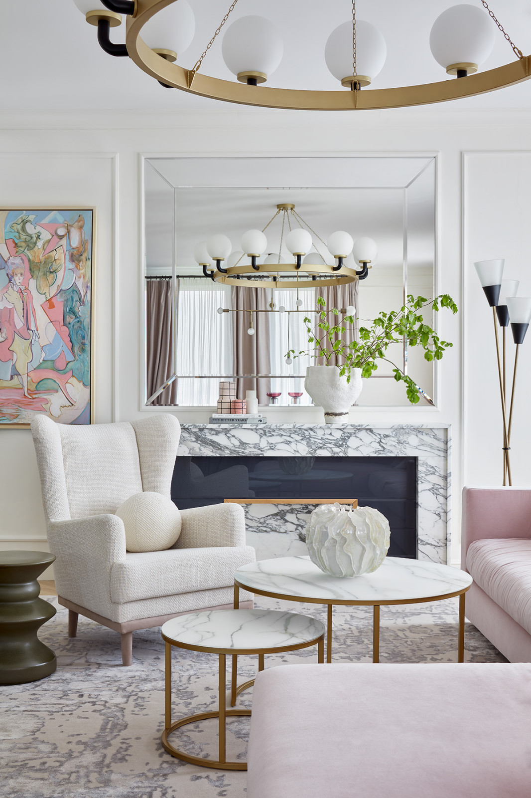 Обложка проекта: Комплектация квартиры мягкой мебелью