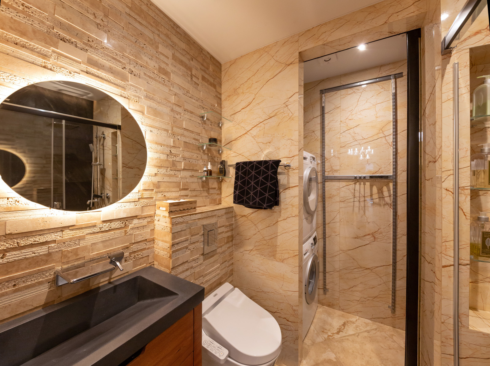 Готовый дом по проекту "Рона" 163 м2 + баня Пидан 45 м2