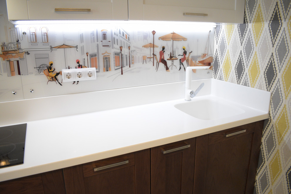 Кухня Кальвадос из массива дуба с каменной столешницей