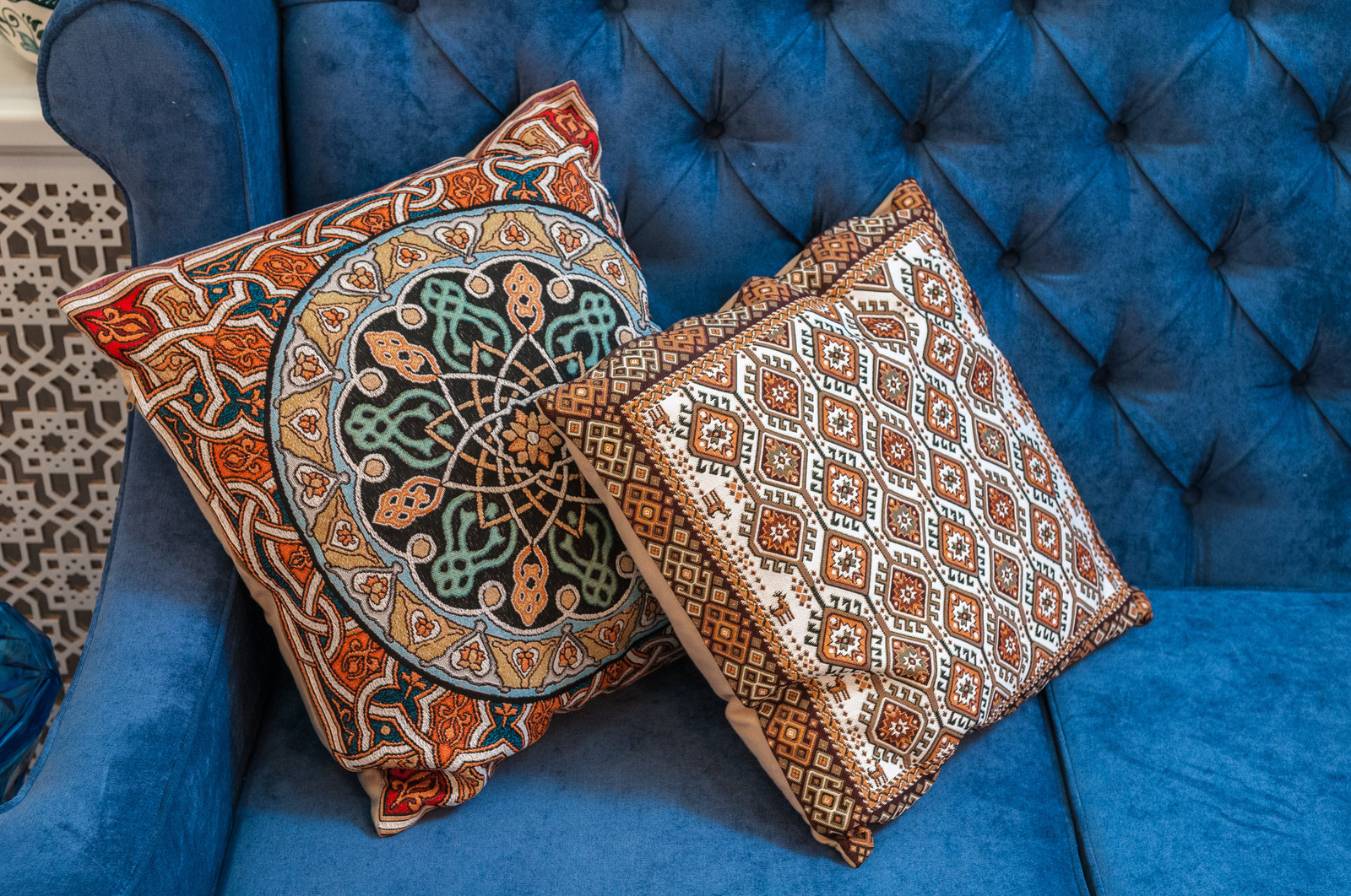 Гостиная - столовая в восточном стиле. Телепроект Фазенда.