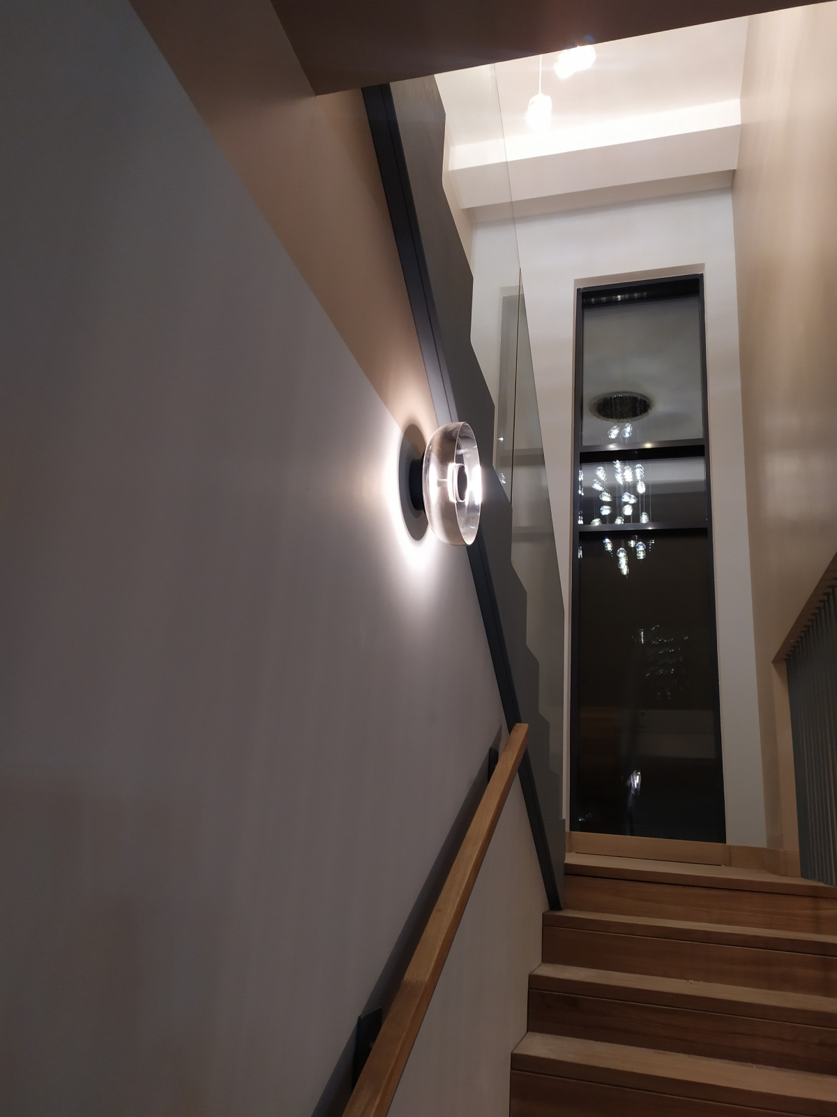 Обложка проекта: "Калчуга" Москва. Лестница Модерн