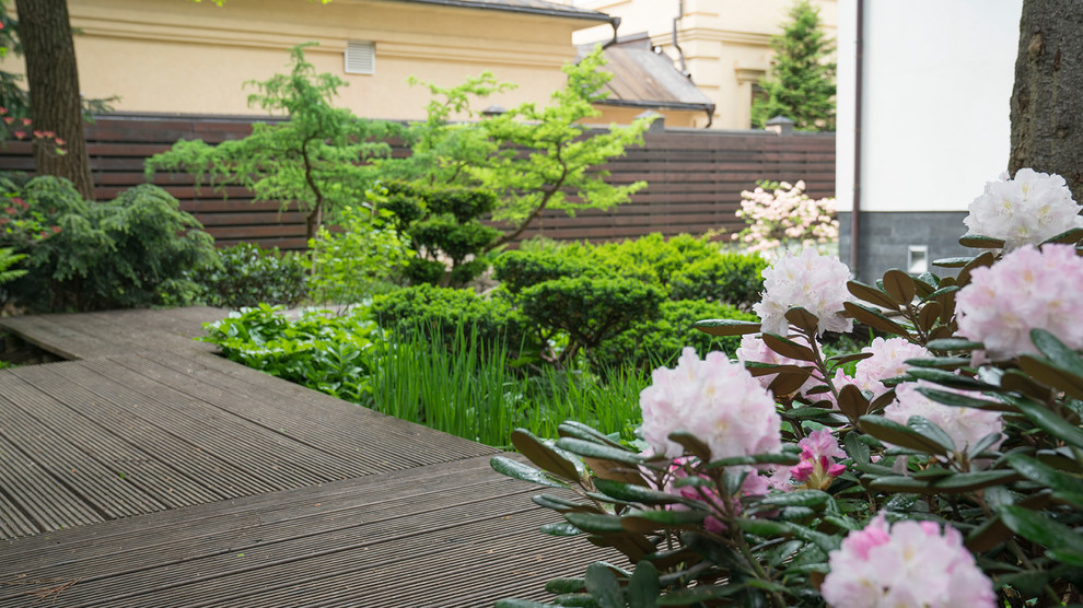 Сад с японским характером в КП  "Ландшафт", Усово 2010 г