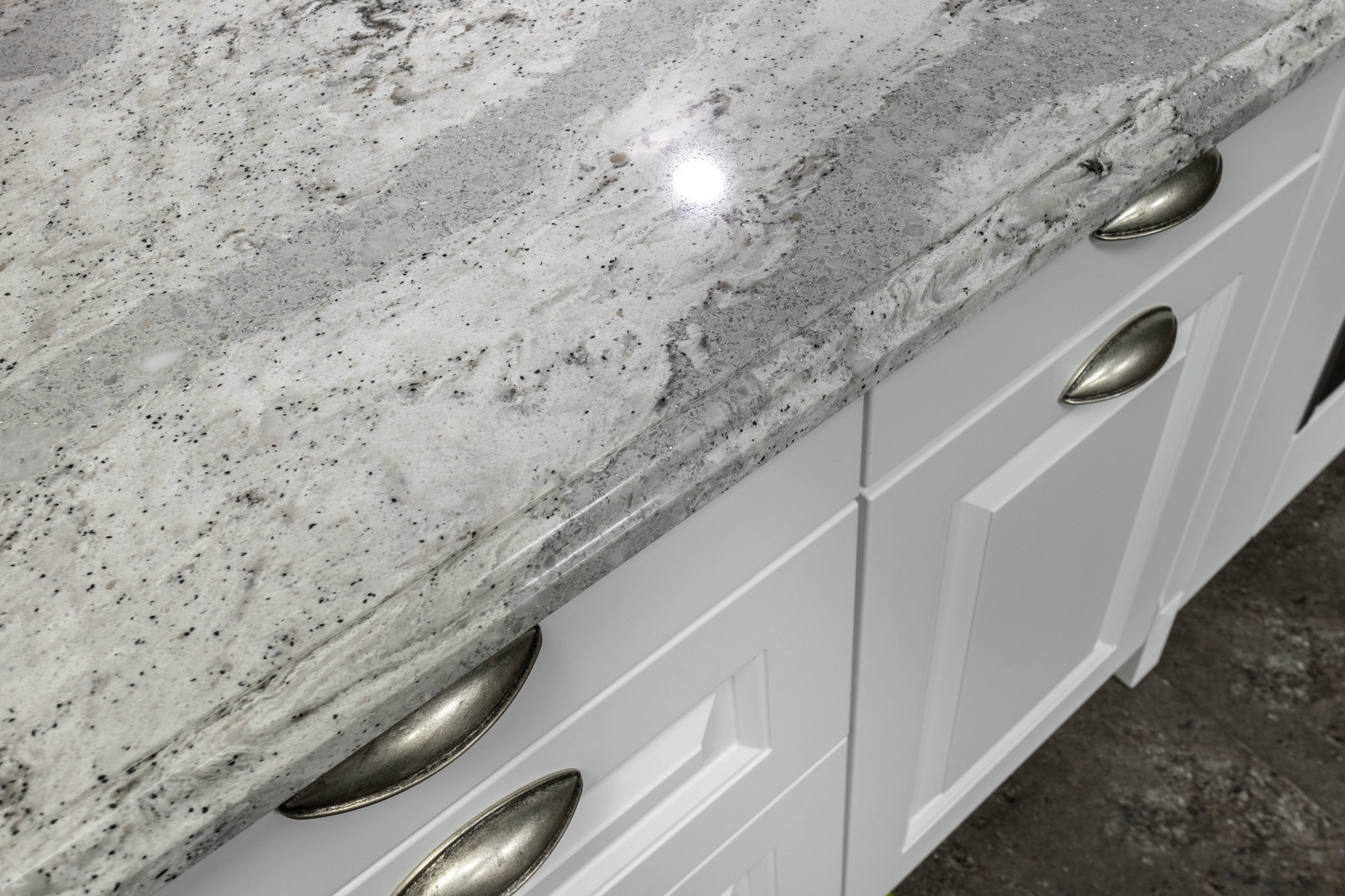 Кухня из Cambria Summerhill