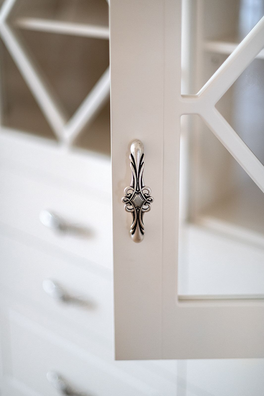 Мебель на заказ для светлой квартиры