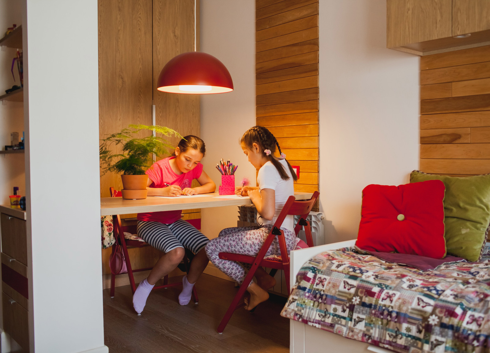 Детская для двух девочек