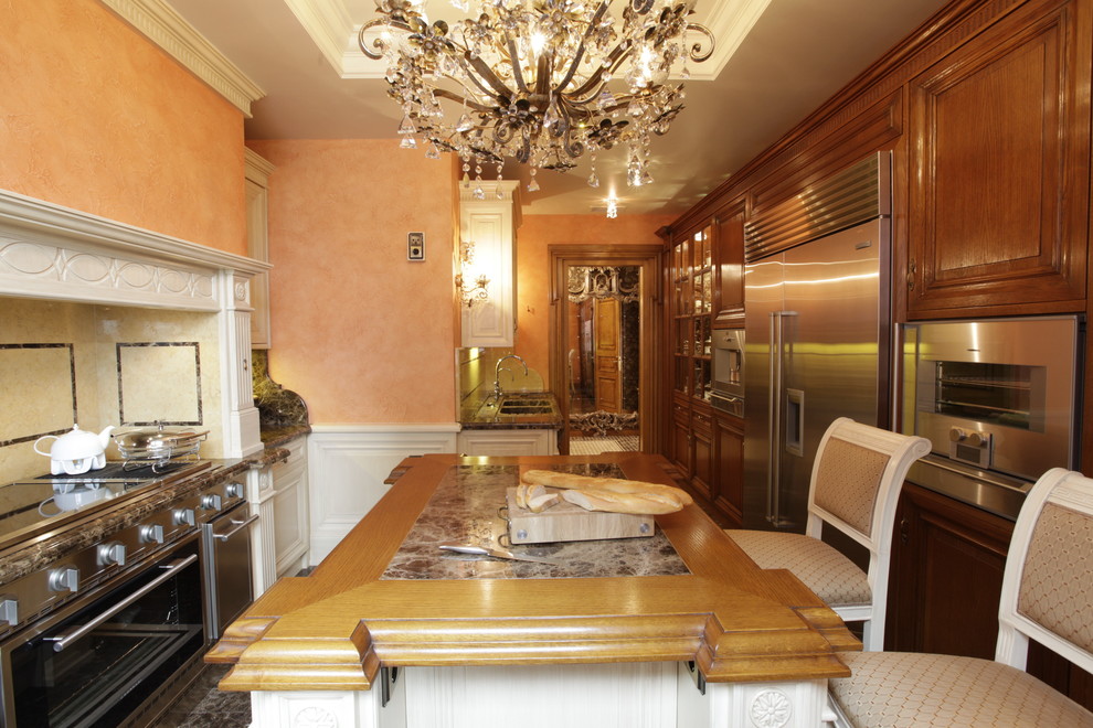 Квартира в классическом стиле площадью 238 м.кв. в жкПремьер