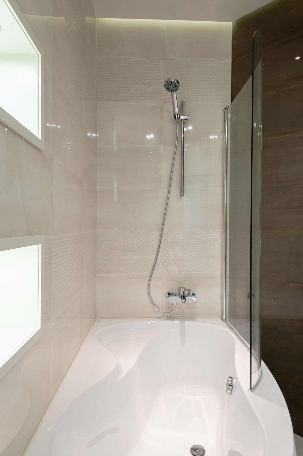 ЖК ЗАЗЕРКАЛЬЕ 410