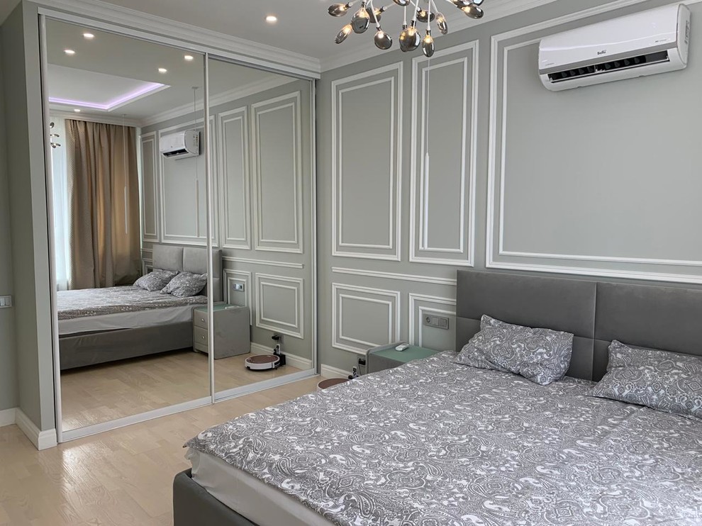 Светлая однокомнатная квартира в неоклассическом стиле