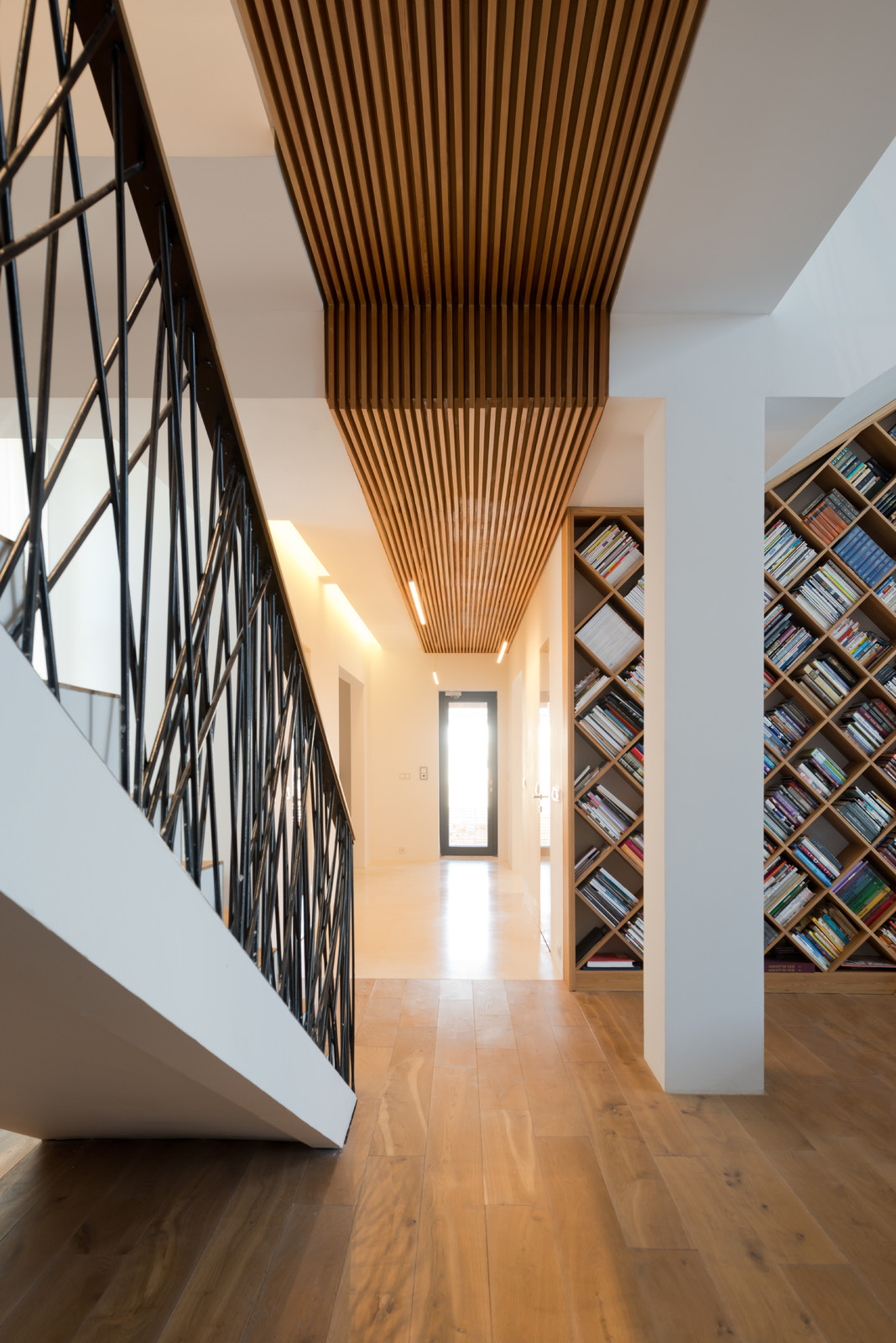 Библиотека в интерьере.