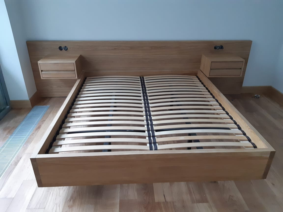 Обложка проекта: Кровать