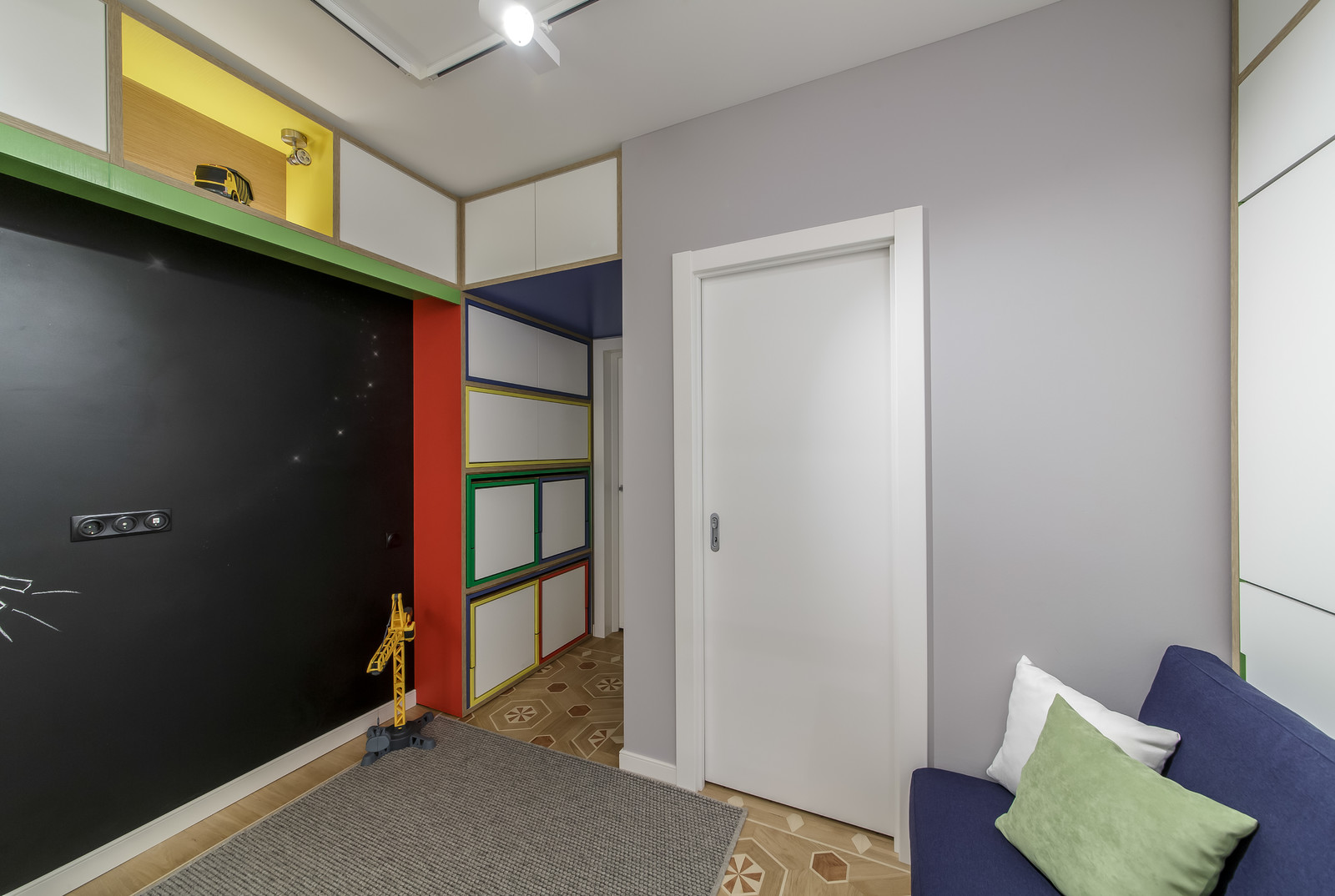 Детская для трех космонавтов