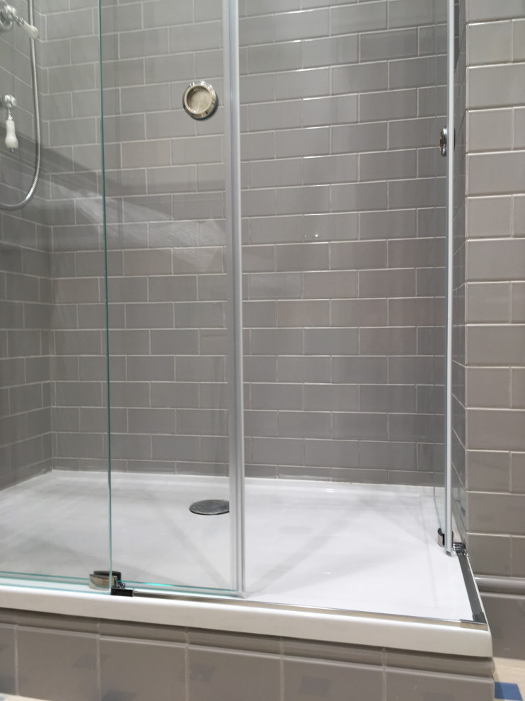 Душевая кабина в квартире