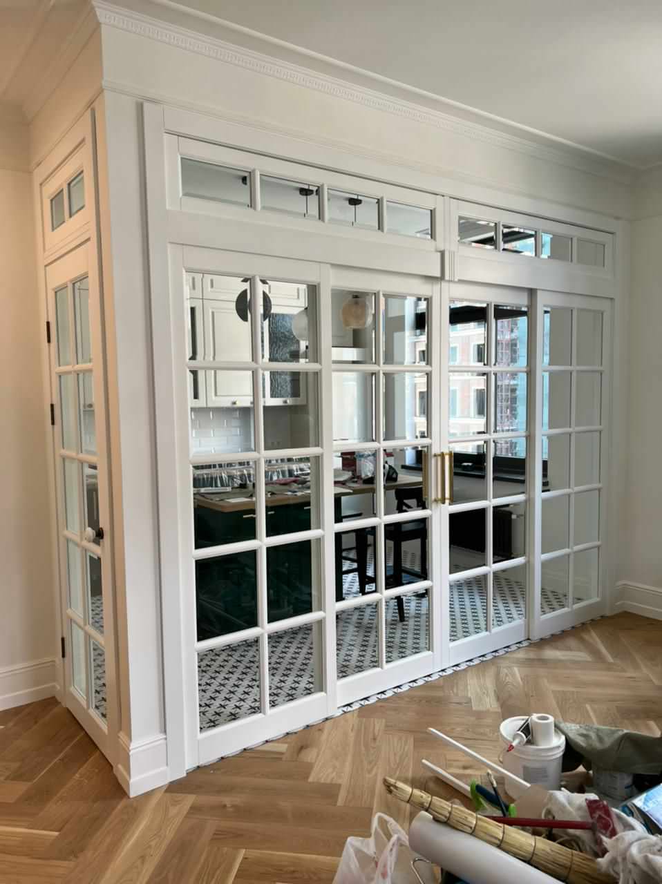 Обложка проекта: Проект раздвижной перегородки из массива дуба