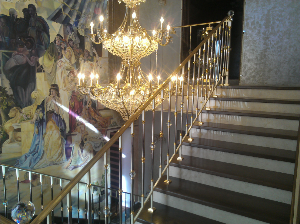 Лестница, латунное ограждение со стеклом, фабрика Grande forge, коллекция Париж