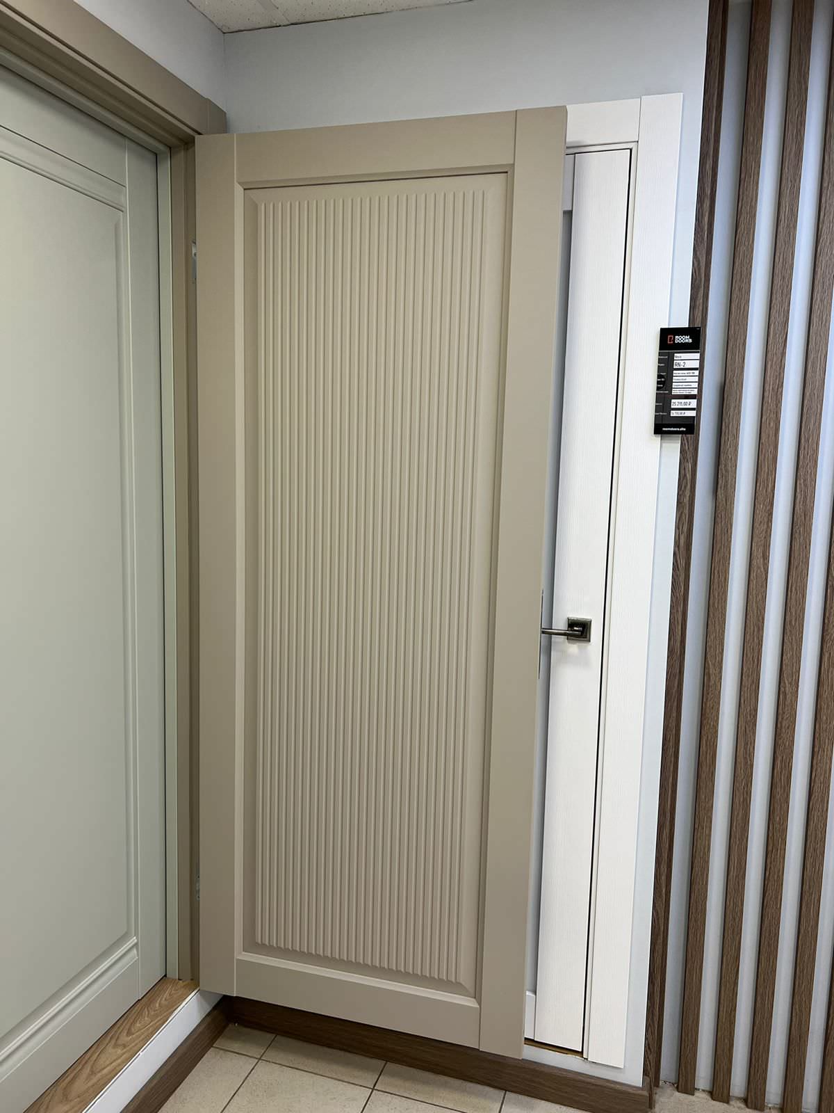 Интерьер магазина-салона Киров, Герцена, 88, цокольный этаж