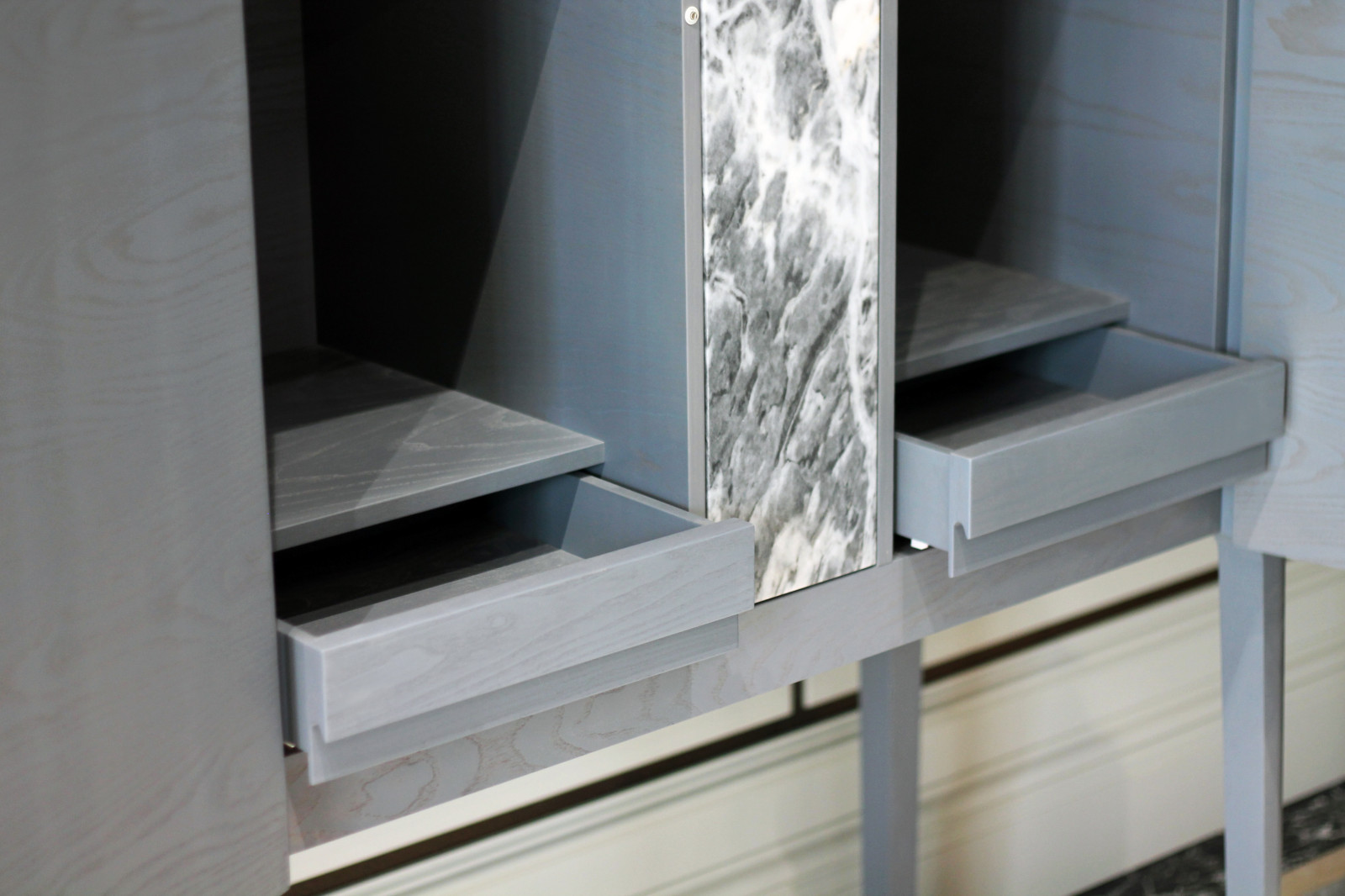 Винный шкаф