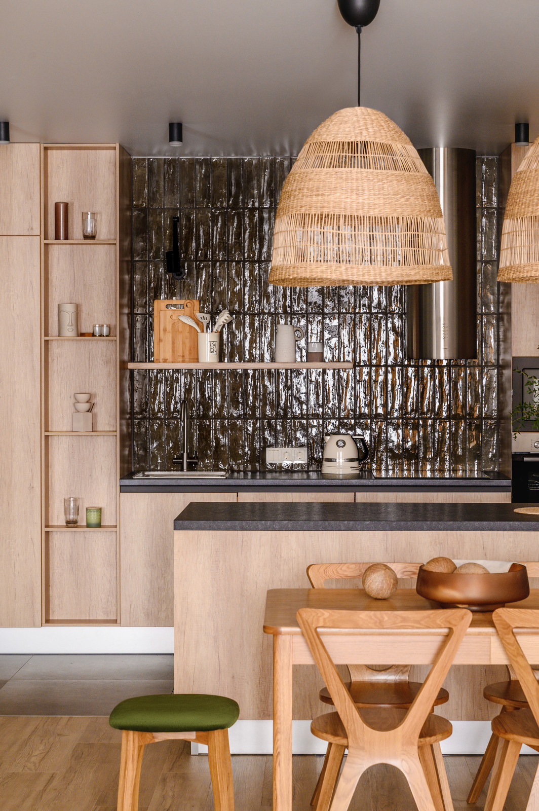 2. Южный берег, СМ Сити, Красноярск