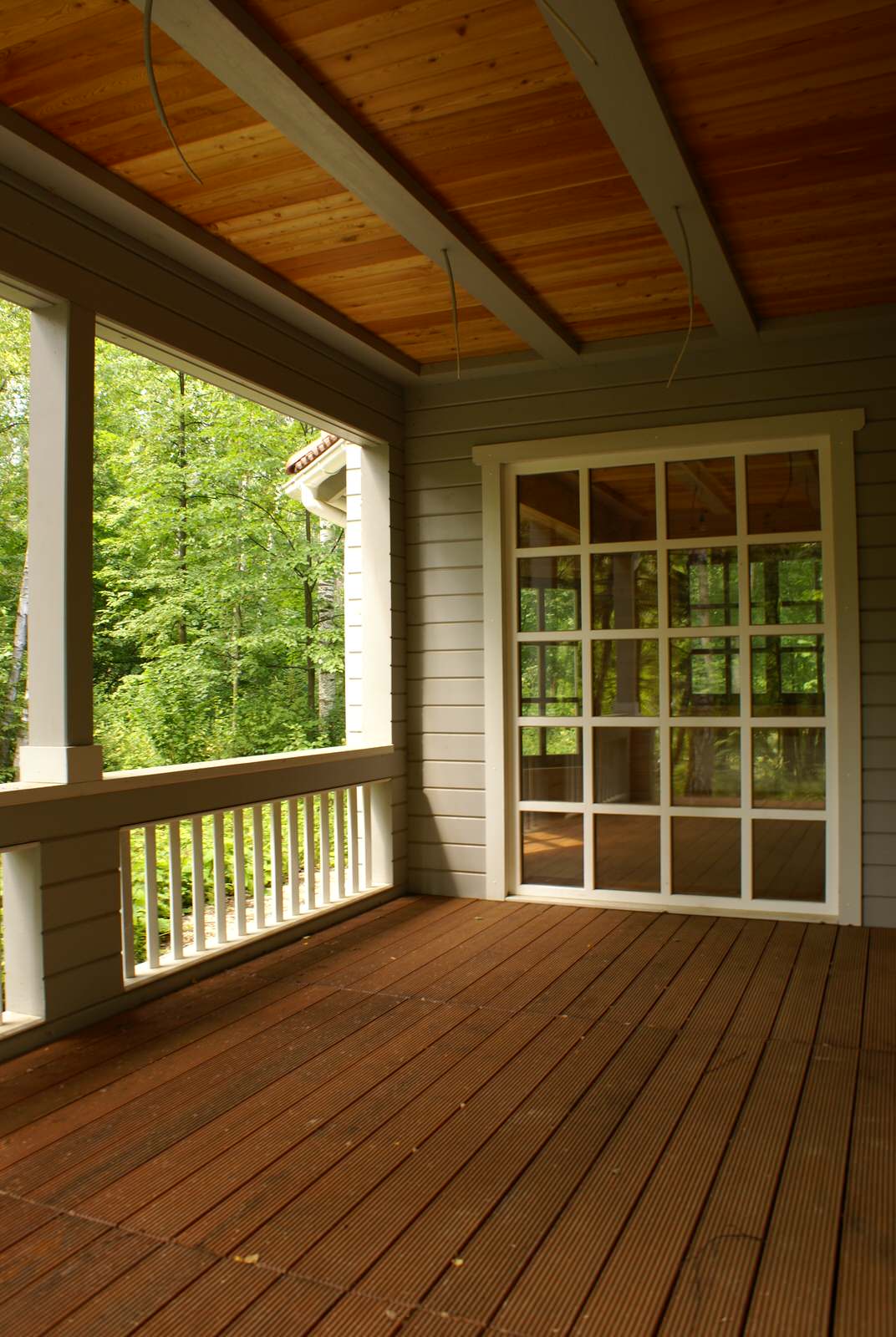 Деревянные окна в домах из клееного бруса