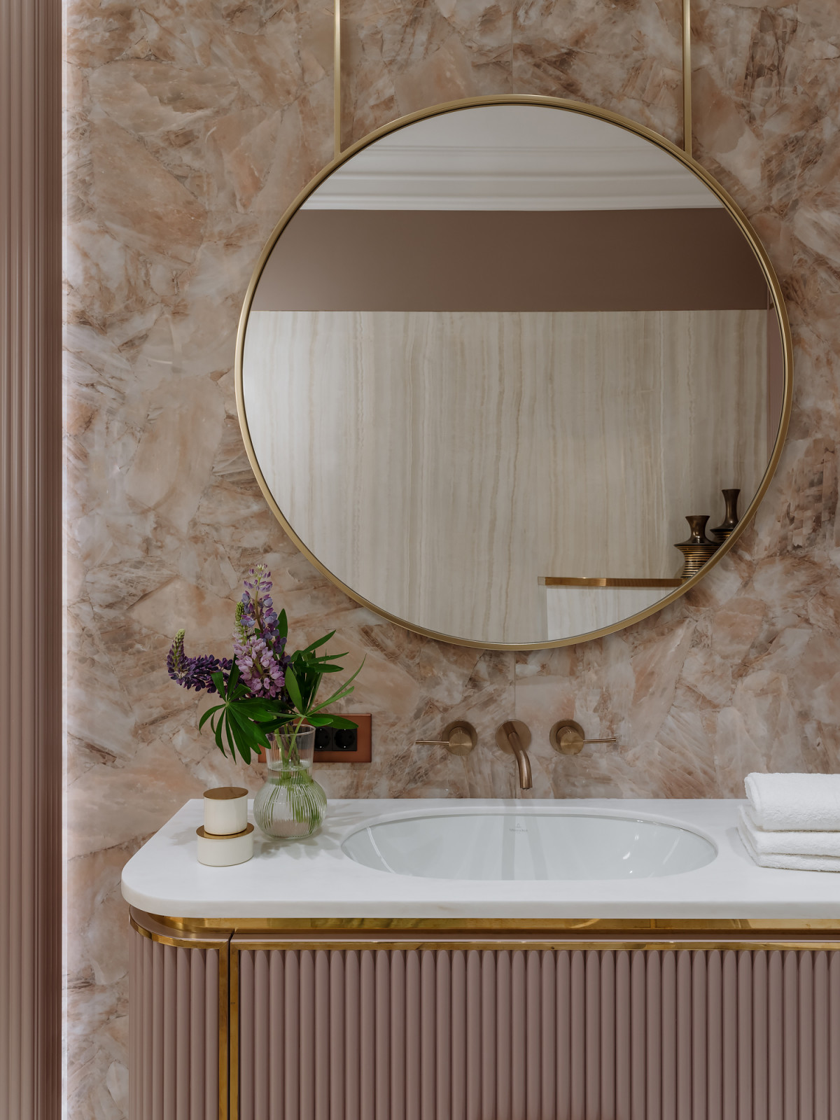 Стилизация квартиры в КП Довиль