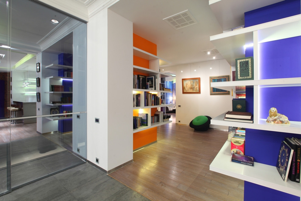 Яркая артистическая квартира