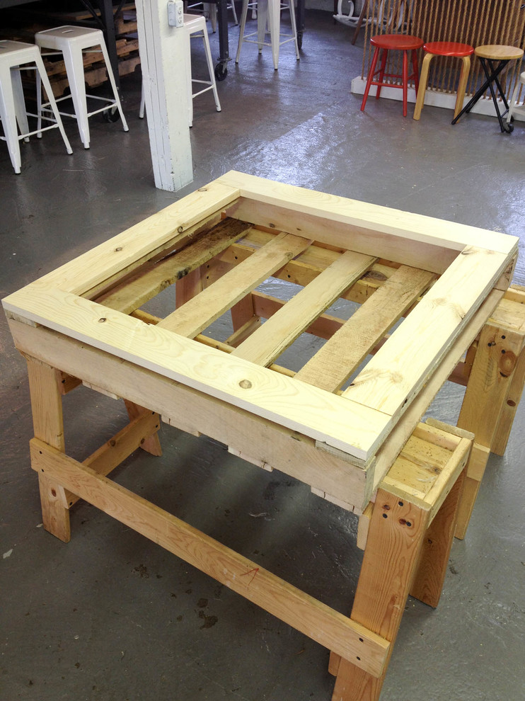 DIY: Как сделать пуф из паллет своими руками